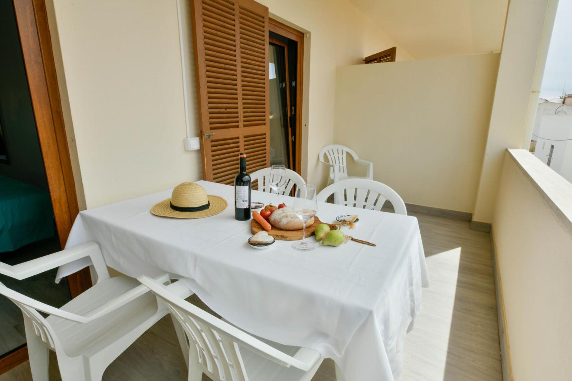 Apartamentos Estanques Colonia de Sant Jordi Bagian luar foto