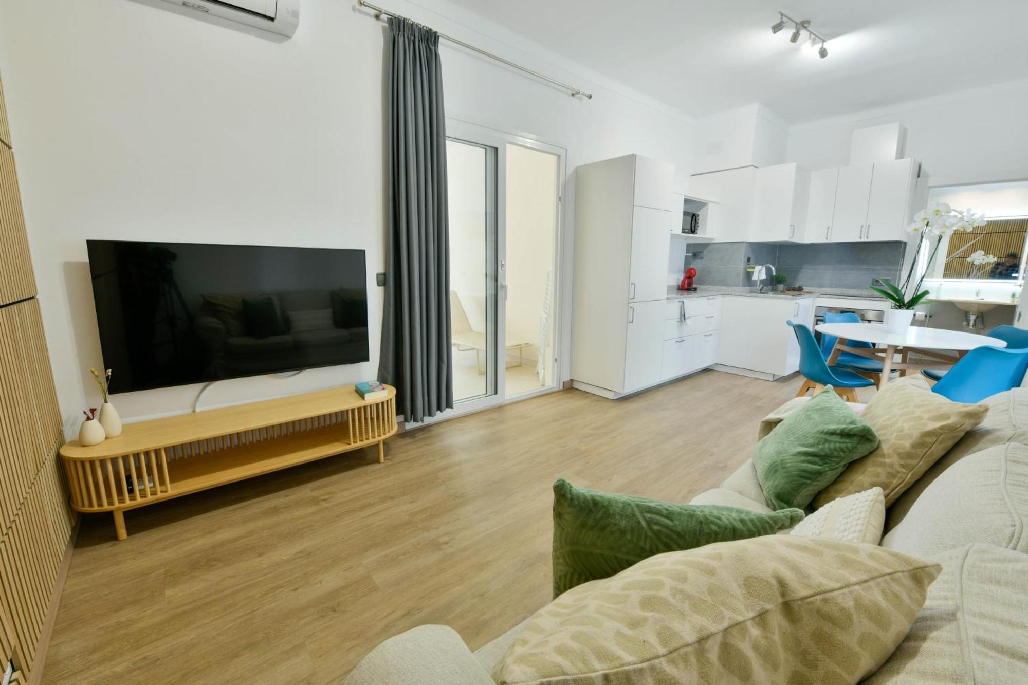 Apartamentos Estanques Colonia de Sant Jordi Bagian luar foto